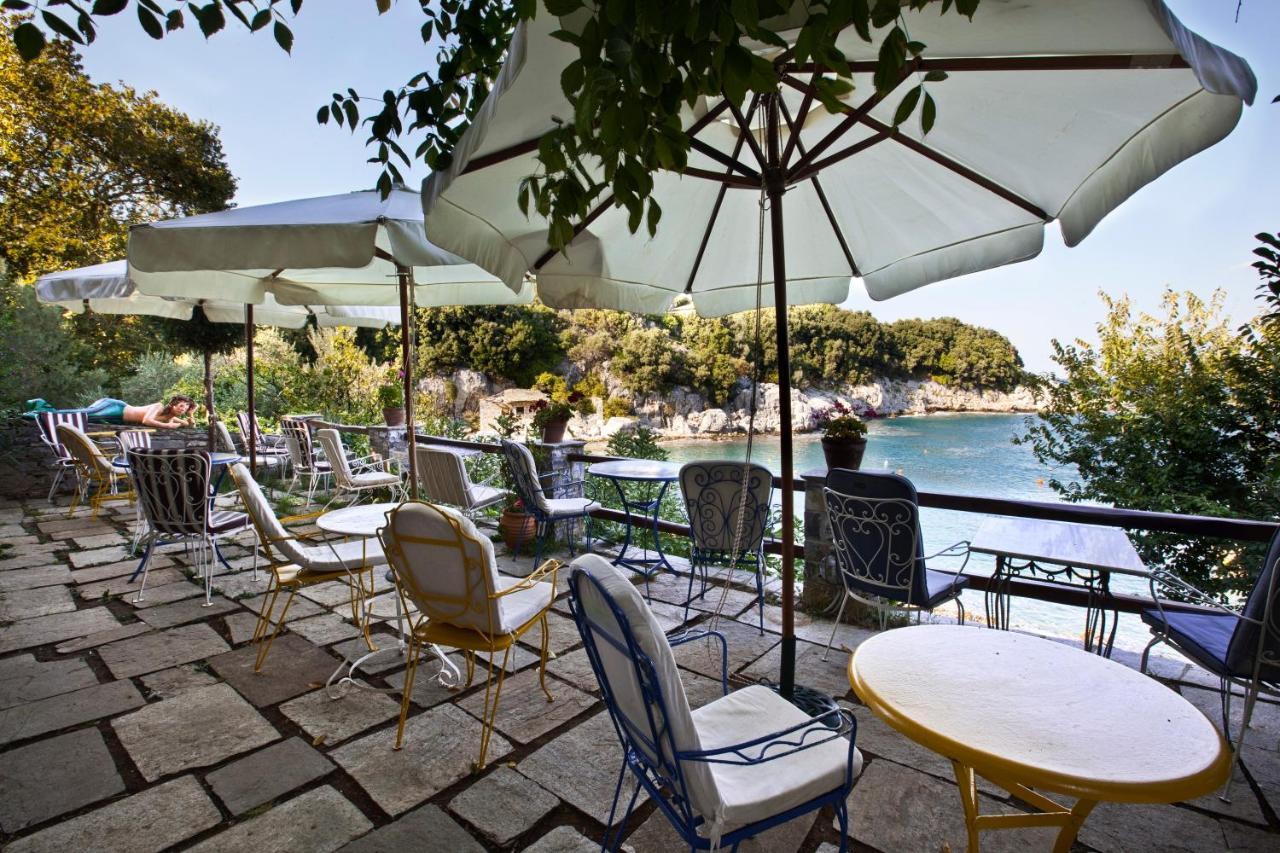 דמוצ'ארי Victoria'S Guesthouse מראה חיצוני תמונה