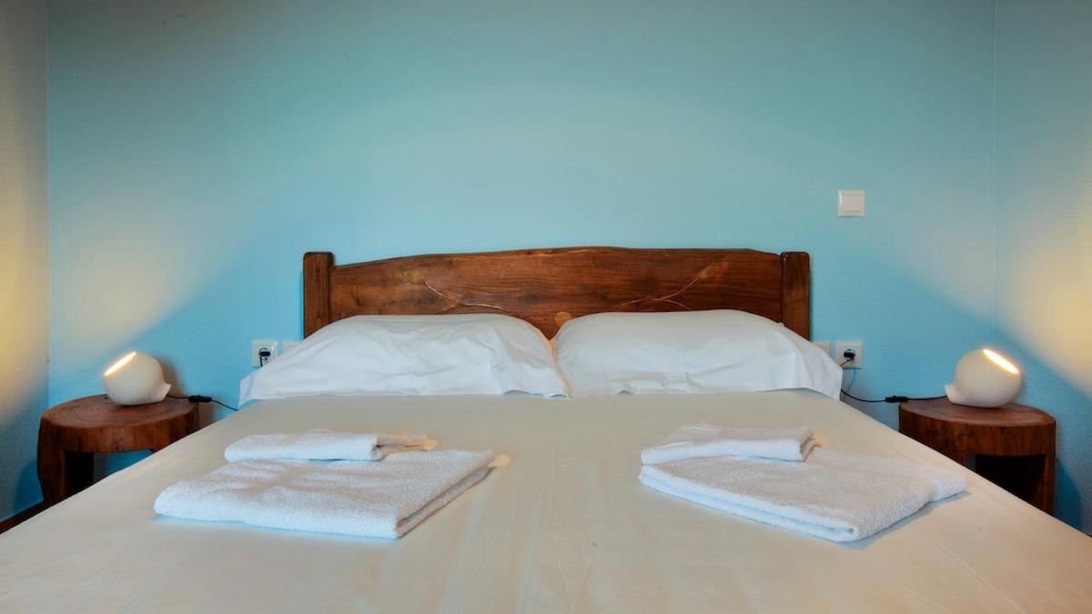 דמוצ'ארי Victoria'S Guesthouse מראה חיצוני תמונה